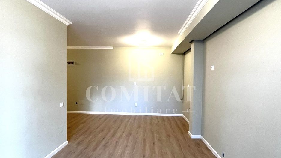 Apartament 3 camere | Parcare | Etaj 1 | Eroilor - Floresti - Poză 4