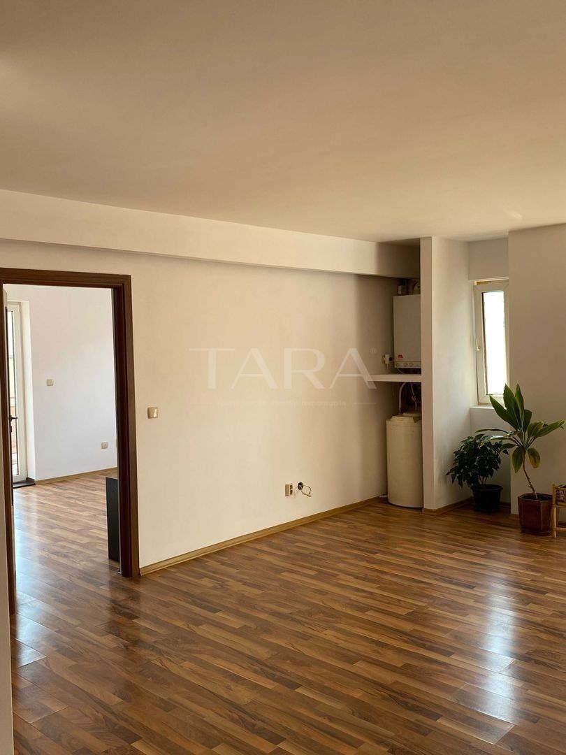 Apartament spațios cu balcon generos în Borhanci, Cluj-Napoca - Poză 3
