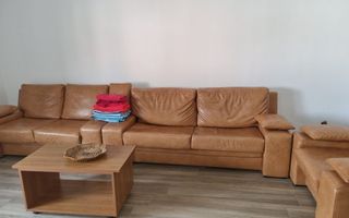 Casă +axexa+teren generos, zona 14 Mai - Poză 3