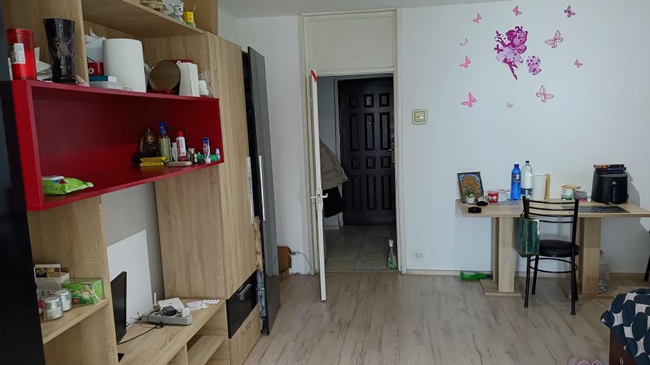 Garsoniera zona Titan -  Piata MInis - Poză 1