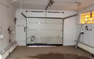 Proprietate cu 2 hale si casa la inchiriat,teren 1350mp - Poză 24