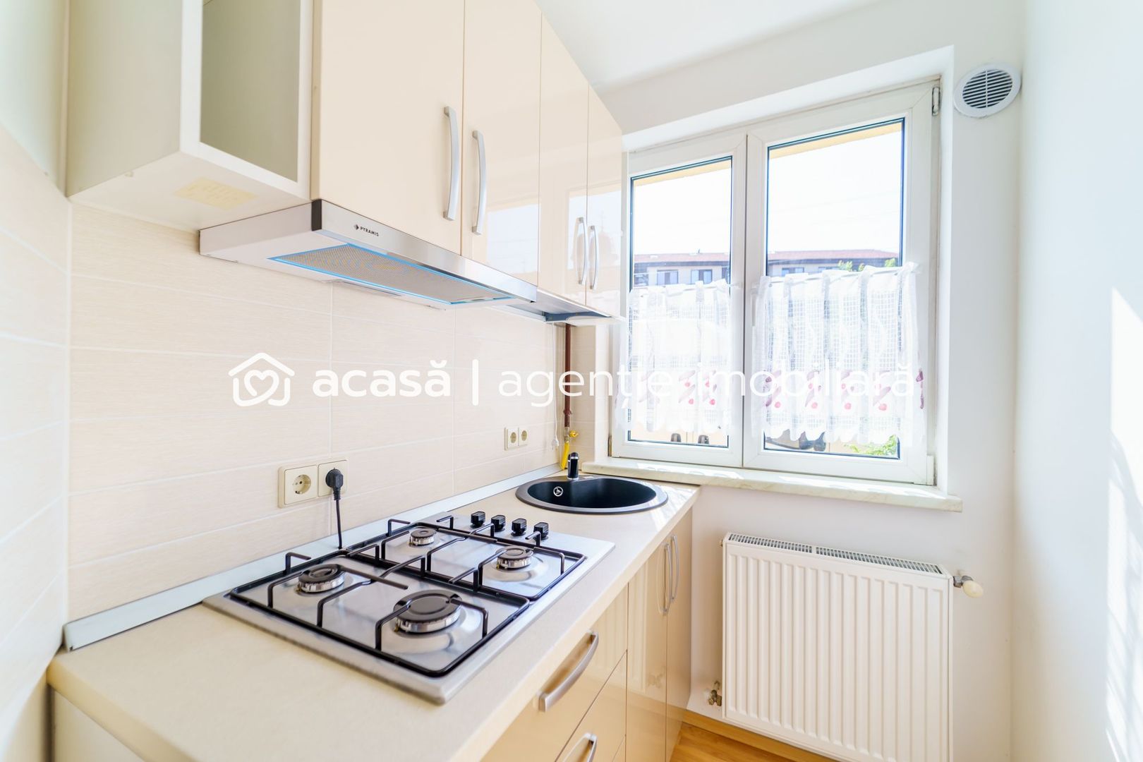 Apartament la casă zona Uta - Poză 6