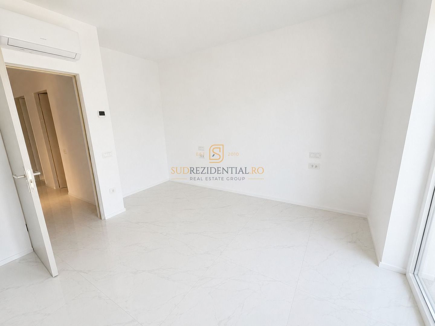 Apartament Premium cu 4 camere și 2 locuri de parcare incluse - Poză 10