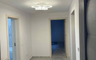 Casa de vanzare proprietate - Poză 1