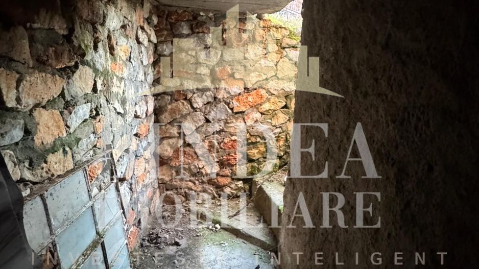 Teren casa 590mp + fundatie casa cu beci, Giarmata - Poză 4