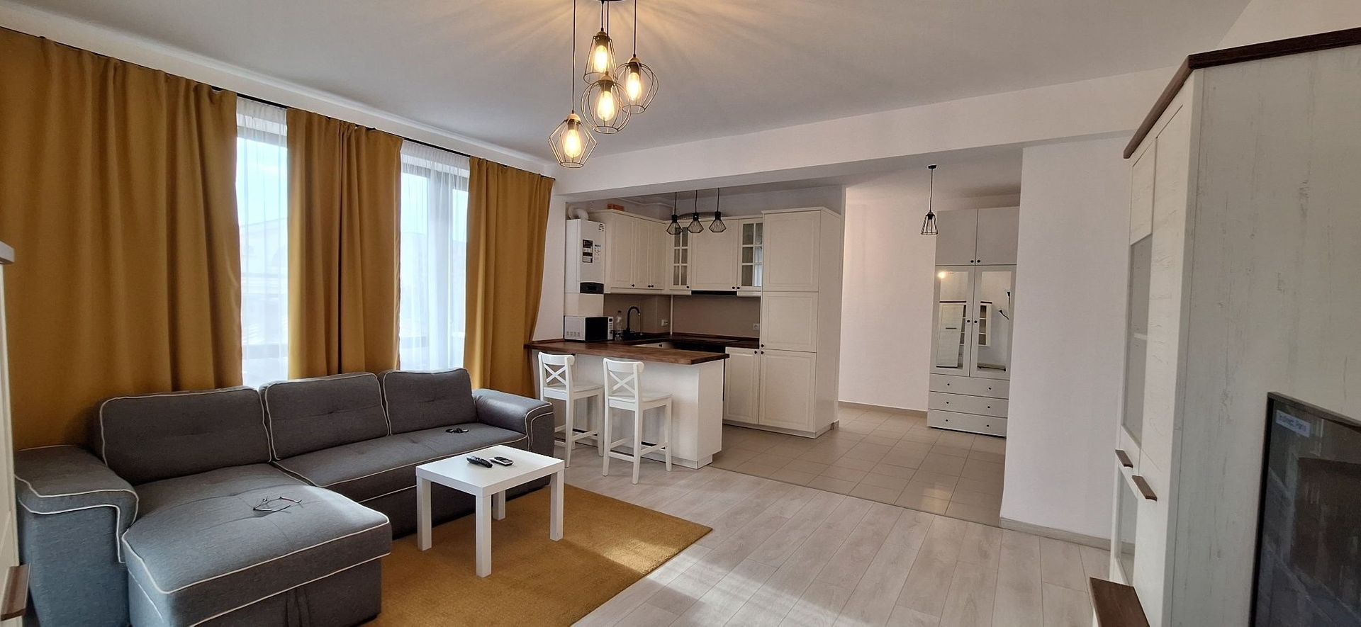 Apartament cu 2 camere de inchiriat | zona Ferdinand - Mosilor - Poză 1