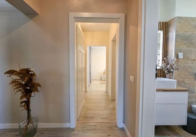 Proprietar, închiriez apartament 3 camere în Dumbrăvița (3 min Auchan) - Poză 11