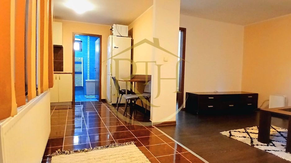 Oferim spre inchiriere, 2 camere, centrala proprie, parcare, Complex - Poză 4