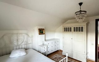 Casa individuala cu 5 camere si gradina in Colonia Sopor - Poză 12