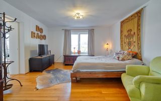 CASA INDIVIDUALA- DEALUL CETATII BRASOV - Poză 7