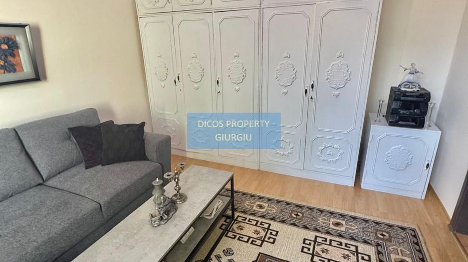 Casă de vânzare pe strada Tudor Vladimirescu - Poză 16