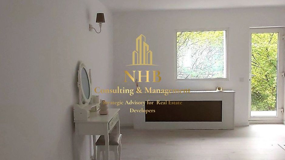 Casă spațioasă 5 camere + curte 340 mp în Băneasa | - Poză 8