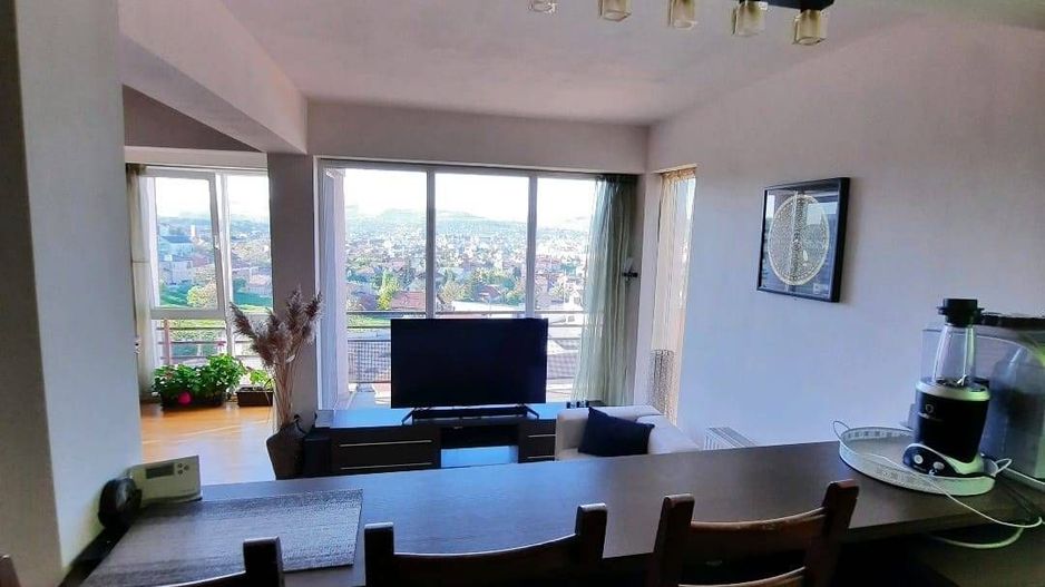 Apartament de închiriat – 3 camere, terasă panoramică, zona Grand Hote - Poză 3