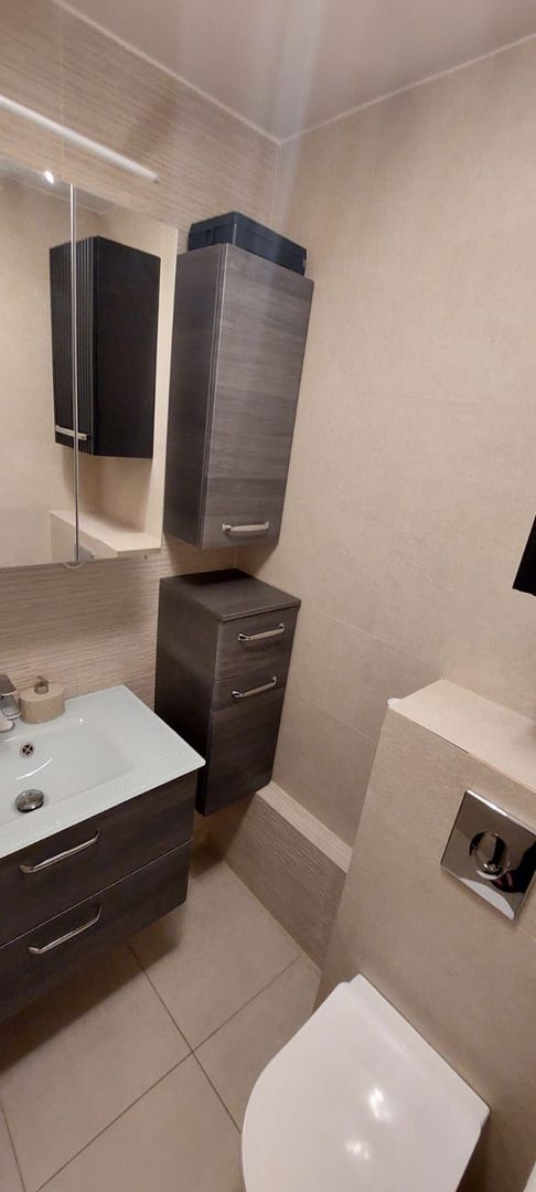 Bd. Unirii, 3 camere, 2 bai, centrala termica, parcare, lux - Poză 28