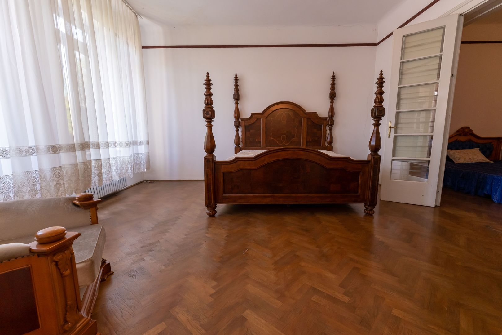 Clădire cu 11 apartamente situată ultracentral - Poză 4