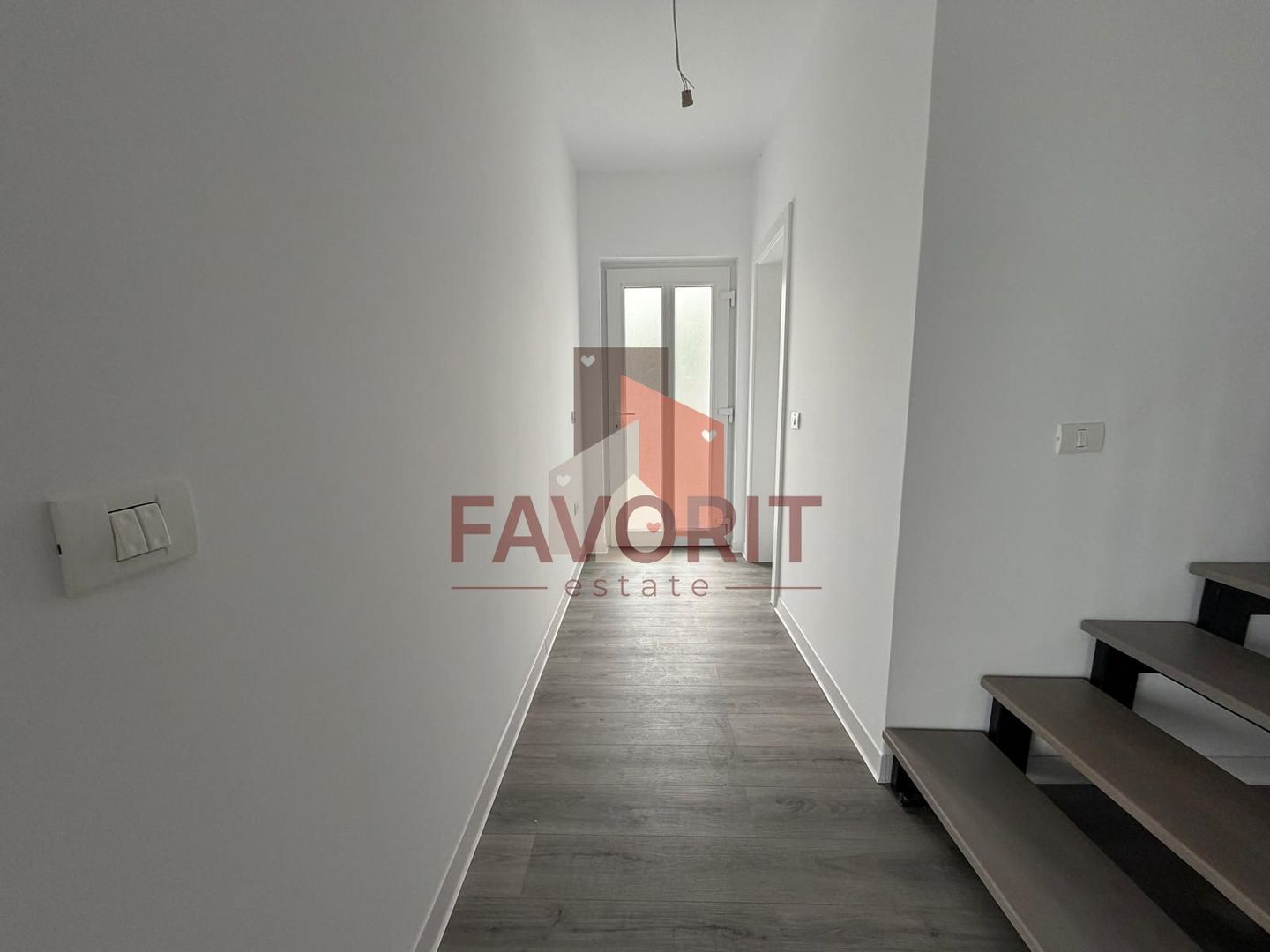 Duplex | 4 camere | Asfalt | Finisaje premium | Curte generoasa | - Poză 5