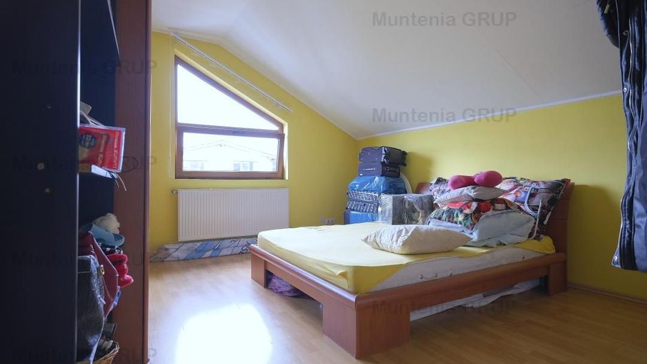 DOBROESTI - Str. Doinei, vila P+E+M, 6 camere, 3 bai cu fininsaje LUX - Poză 17