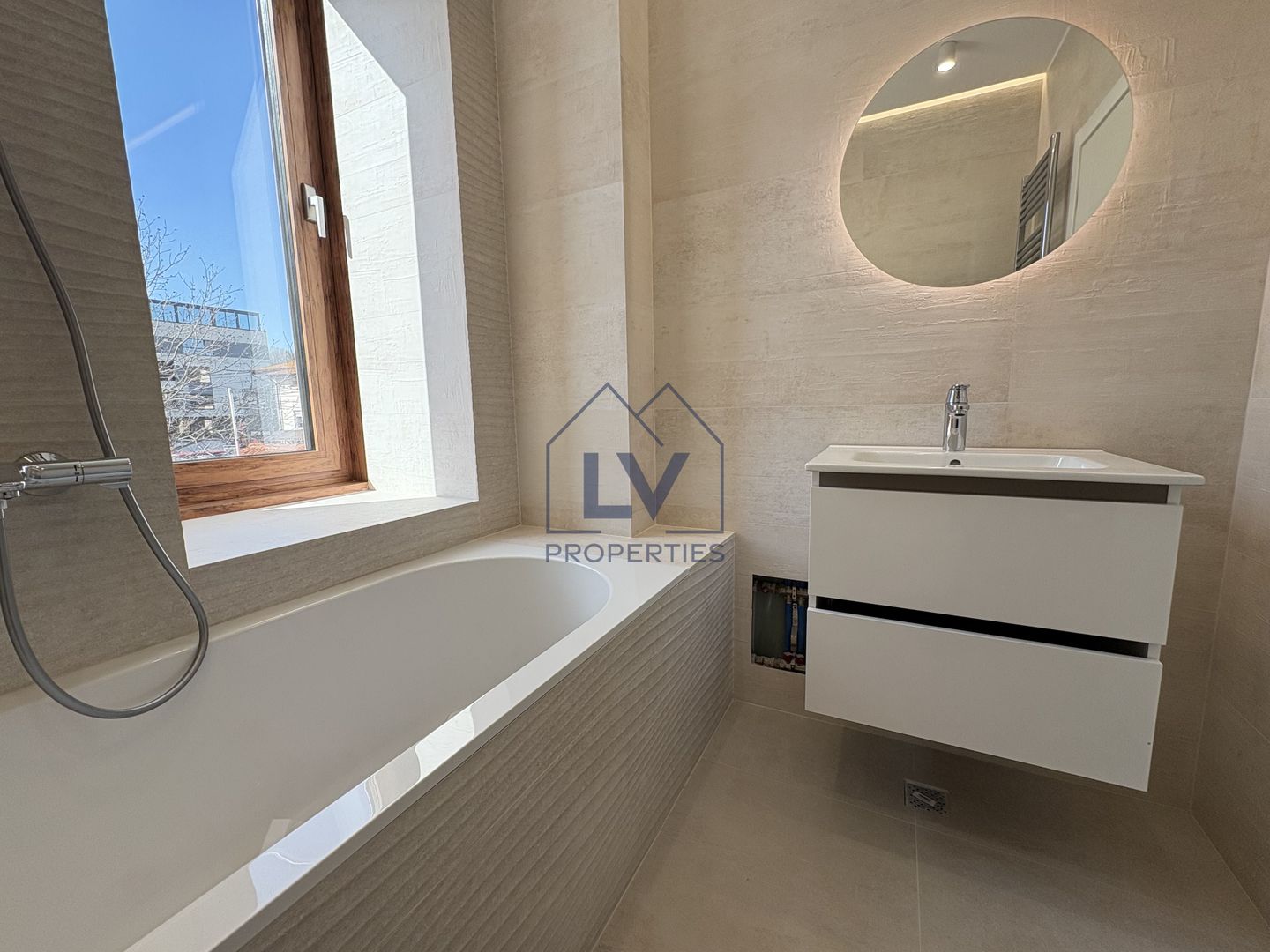 VILA | 6 CAMERE | PIPERA - Poză 22