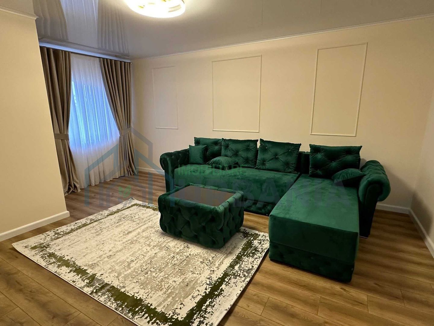 Apartament 2 camere decomandat de închiriat în Royal Town, Copou, Iași - Poză 2