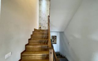 Casă cochetă cu teren generos și panoramă Chinteni - Poză 23