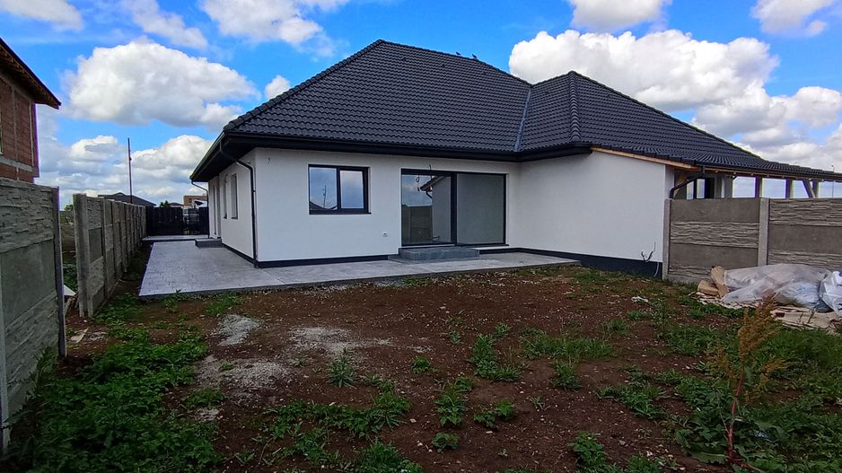 Sanandrei, Duplex Pe parter, Finisaje de Calitate, Perete Dublu Izolat - Poză 2