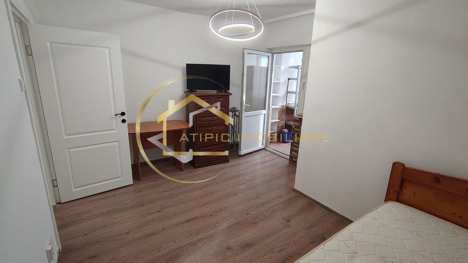 Garsoniera de vanzare etaj 1 in Bd Poitiers - Siraj - Poză 1