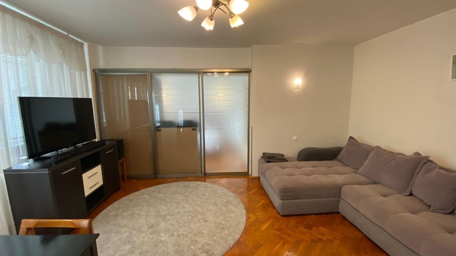 Apartament 3 camere Stefan cel Mare - Poză 1