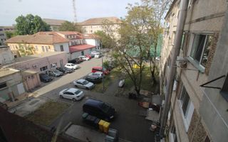 Complex Studentesc str.Daliei, et 3, bloc anvelopat; necesita renovare completa. - Poză 13