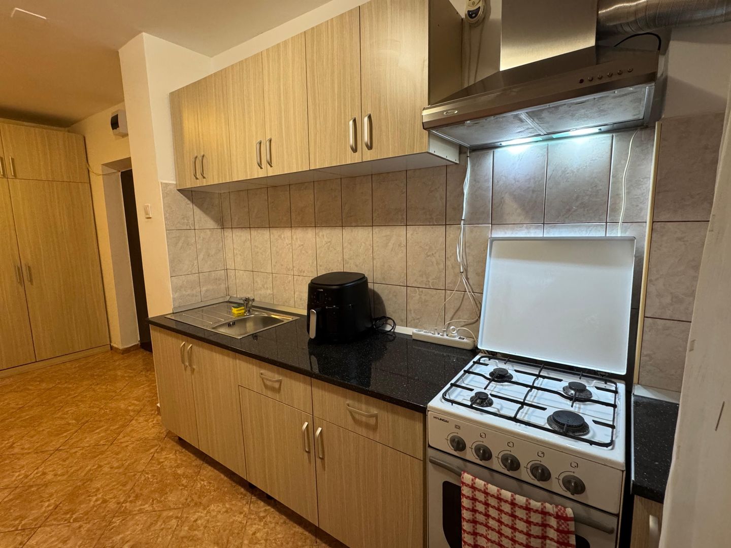 Apartament 2 camere modern, lângă metrou Titan, mobilat și utilat - Poză 10