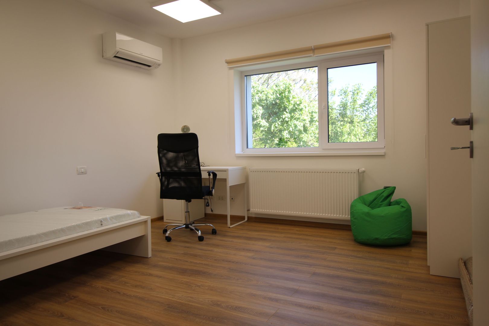 Apartament 4 bedrooms for rent close to Medicina - Poză 7