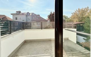 Vilă elegantă în Cotroceni – 7 camere, grădină și terasă - Poză 23