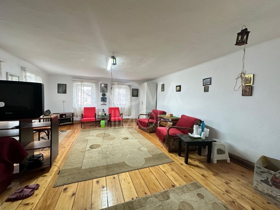 Casa individuala cu teren generos – 8.356 mp – Tichindeal, jud. Sibiu - Poză 6