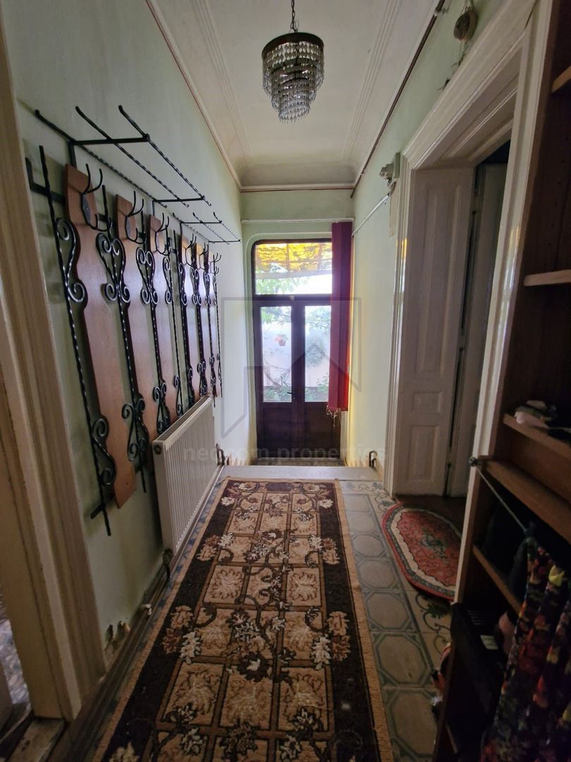 Vanzare casa 4 camere Brasov - central - Poză 8