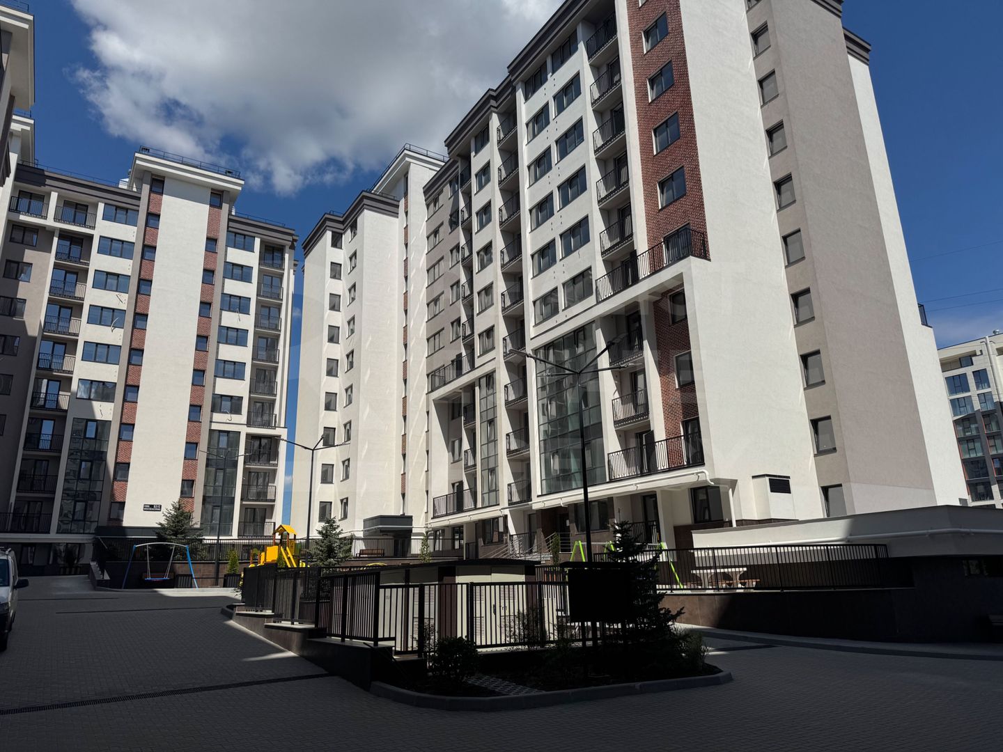 Vânzare, apartament -48.2  mp, str. Milescu Spătarul, Ciocana - Poză 1