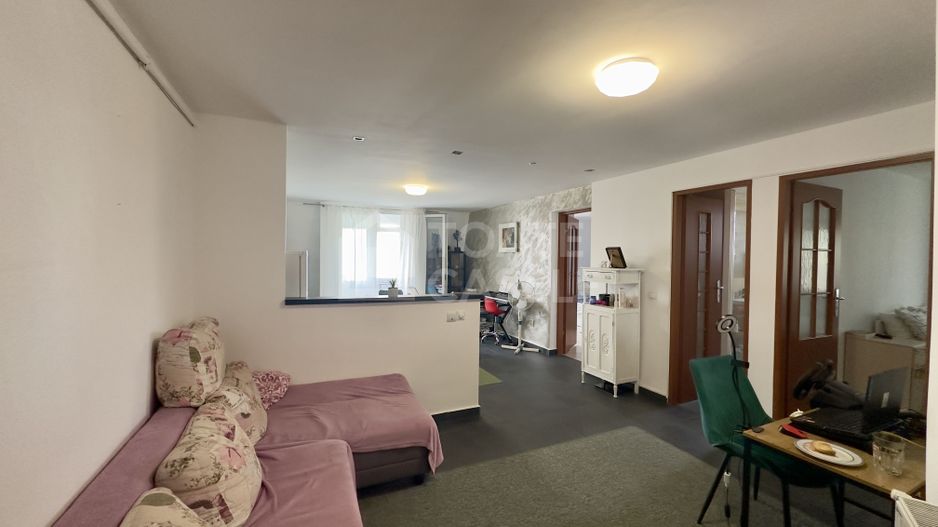 Apartament cu 3 camere, zona Interservisan - Poză 2