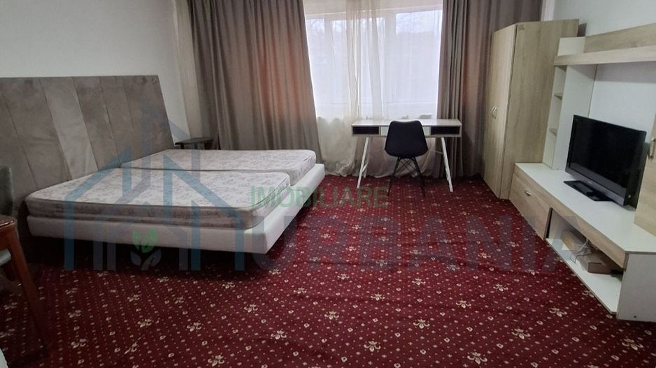 Garsonieră Tatarasi piața Chirilă - Poză 1