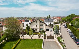 Vânzare, casă, 3 nivele, str. Sfintul Pavel, Codru - Poză 2