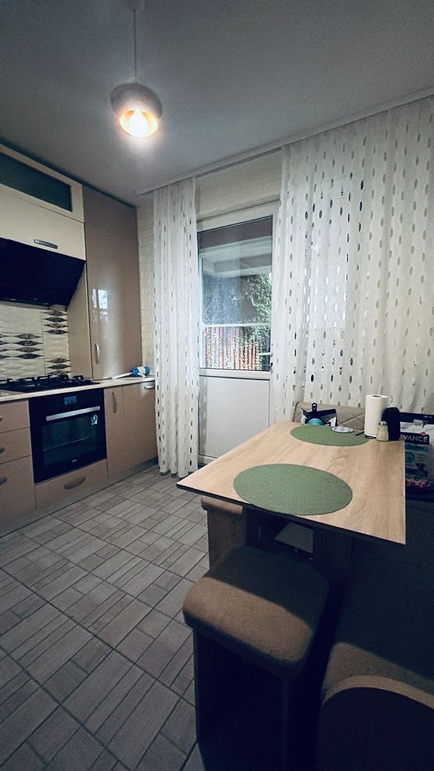 vila insir4cam,3bai,30mpcurte,2locuri parc./Popesti Leordeni - Poză 1