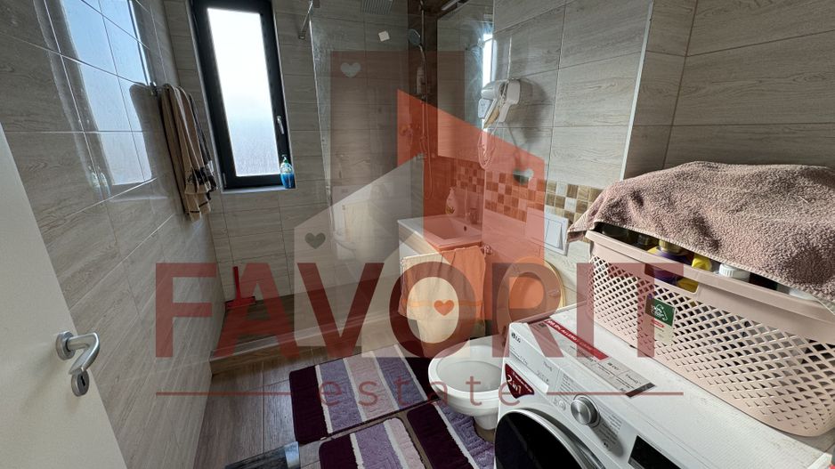 Terasa generoasa. Modern amenajat. - Poză 9