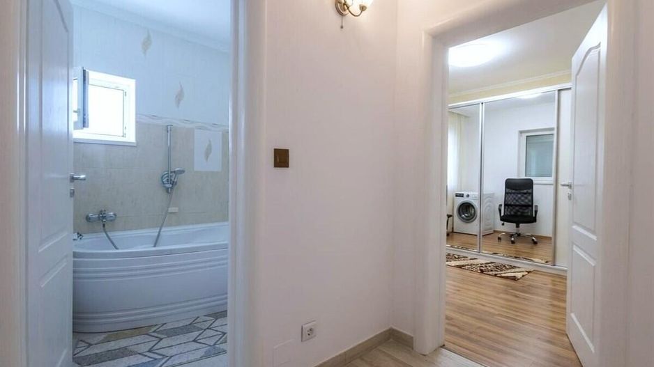 Techirghiol - Centru, casa tip duplex P+M, lot 293 mp si 154 mp utili! - Poză 12