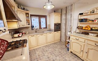 🏡 Vilă elegantă cu 6 camere – Bănești, zona Primăriei - Poză 21