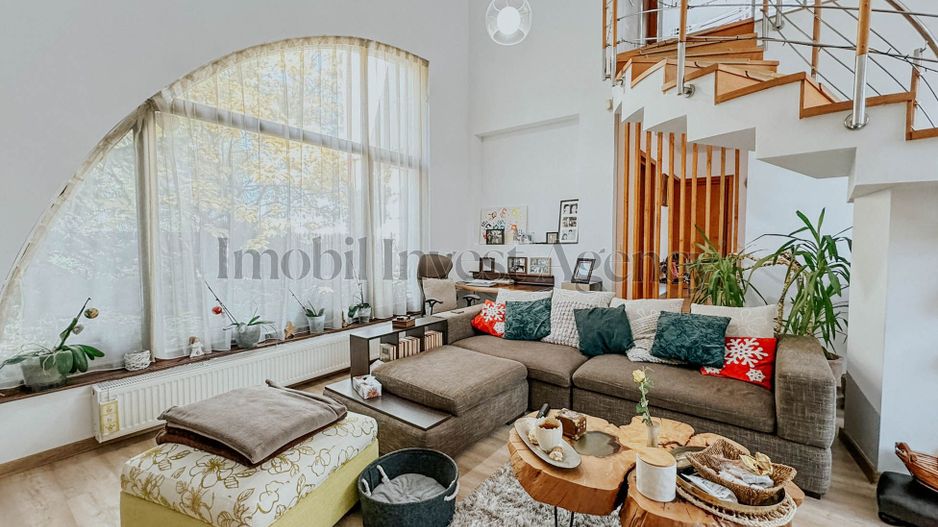 Vila cu 4 camere in Pipera in complex securizat - Poză 2