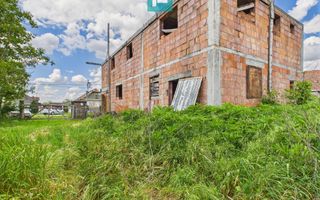 Casă mare, la rosu cu teren generos în Șimand - Poză 4