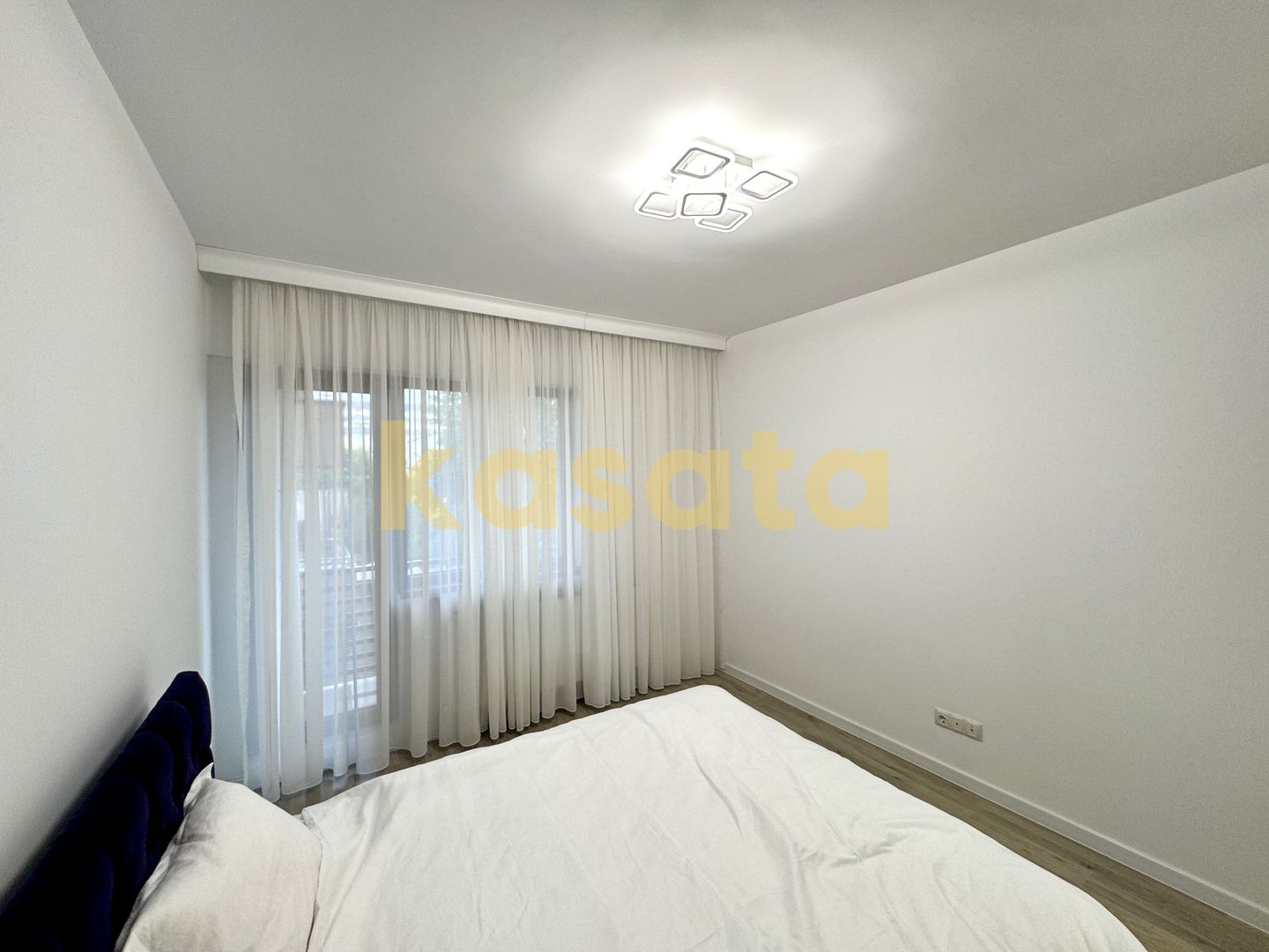 Bucurestii Noi - Soseaua Chitilei - De vanzare apartament cu 4 camere - Poză 5