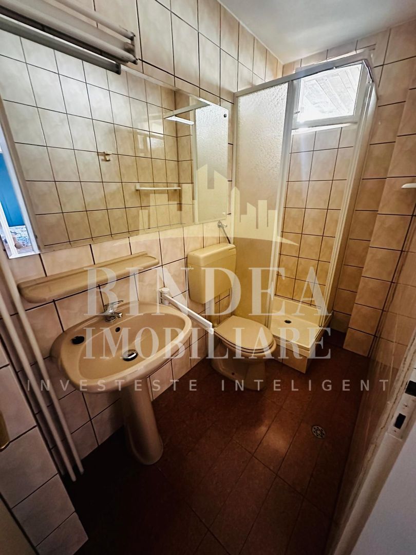 Apartament la casa zona Lipovei - Poză 7