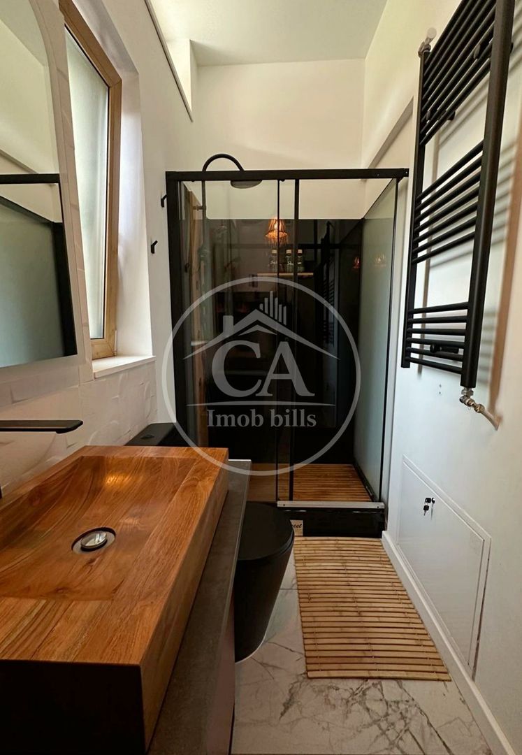 Casa de vanzare cu 3 camere zona Centrala, Oradea - Poză 11