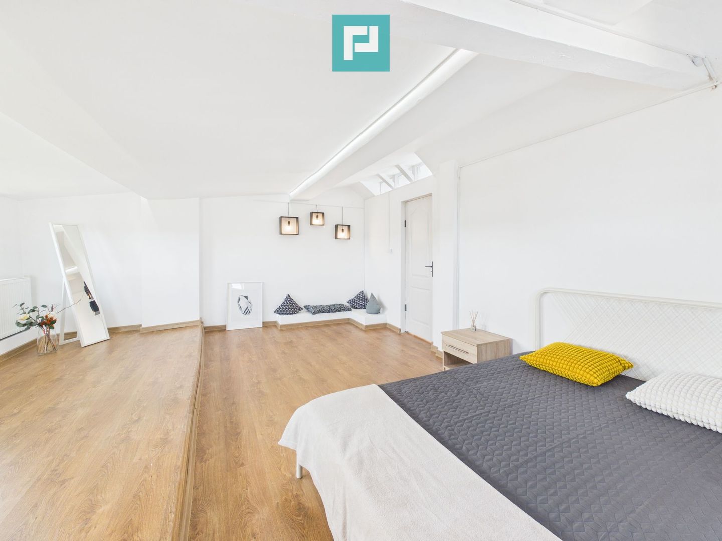 Apartament deosebit cu 4 camere | Zona Erou Iancu - Poză 9