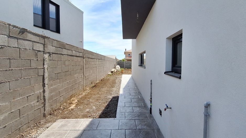 Duplex modern P+E cu 4 camere - Poză 27