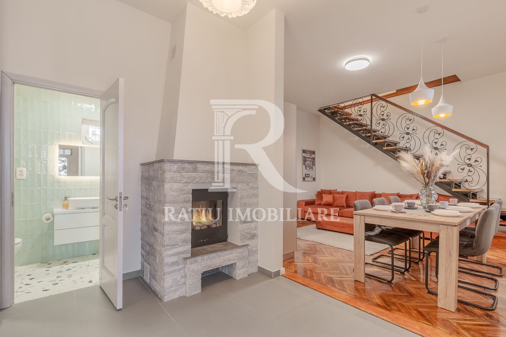 Casa cu 3 camere  | Ultracentral | Oradea - Poză 1