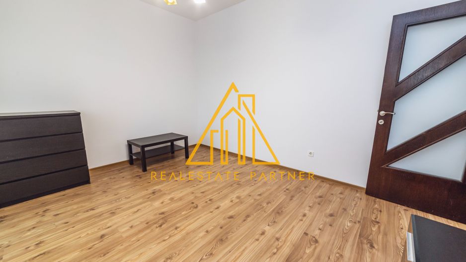 Apartament luminos, completat de spații utile și confortul de care ai nevoie! - Poză 3